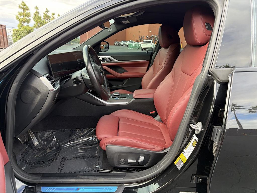 Thumbnail: 2023 BMW i4 - 10
