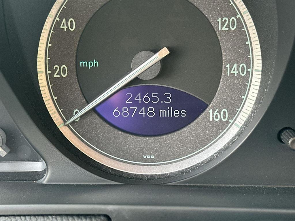 Thumbnail: 2003 Mercedes-Benz SL-Class - 17