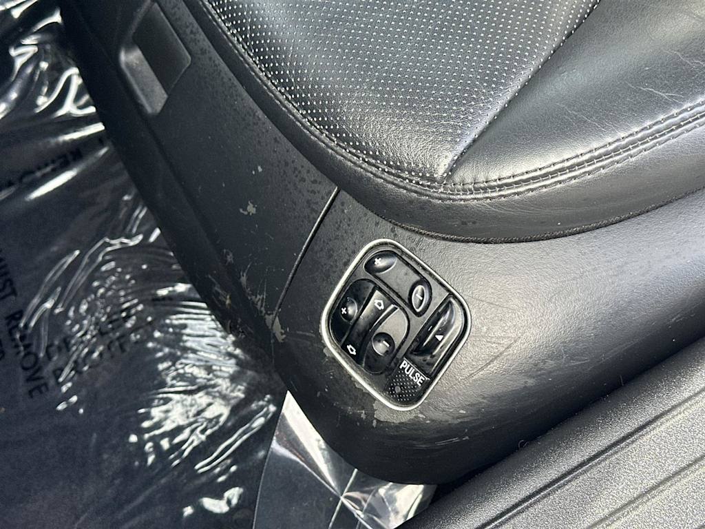 Thumbnail: 2003 Mercedes-Benz SL-Class - 29