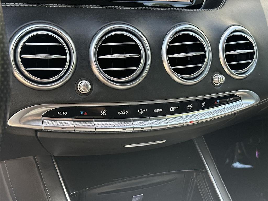 Thumbnail: 2015 Mercedes-Benz S-Class - 26