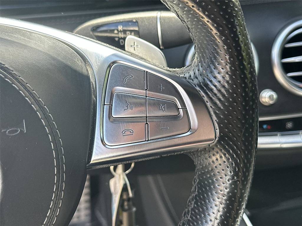 Thumbnail: 2015 Mercedes-Benz S-Class - 25