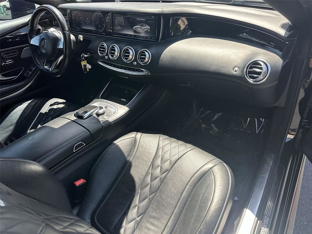 Thumbnail: 2015 Mercedes-Benz S-Class - 12