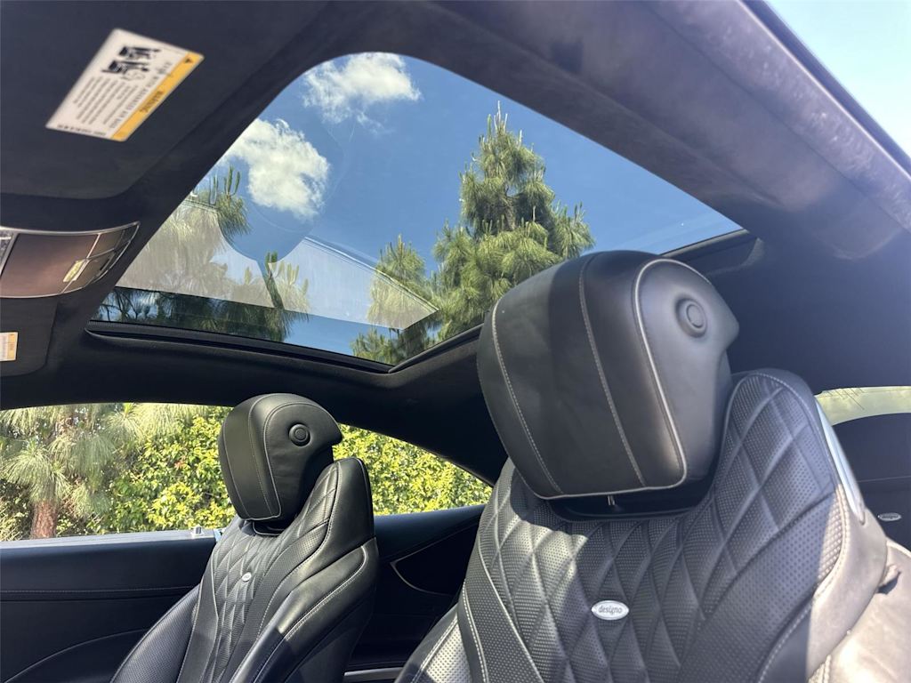 Thumbnail: 2015 Mercedes-Benz S-Class - 31