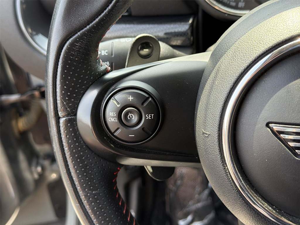 Thumbnail: 2020 MINI Cooper Clubman - 23