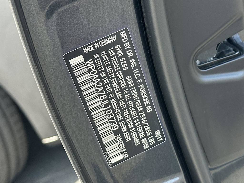 2018 Porsche Panamera 4 20