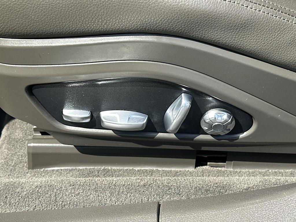 2018 Porsche Panamera 4 23