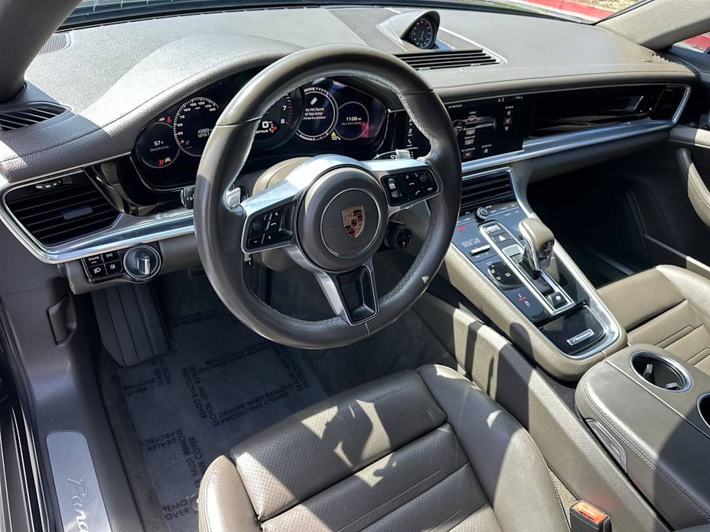2018 Porsche Panamera 4 2