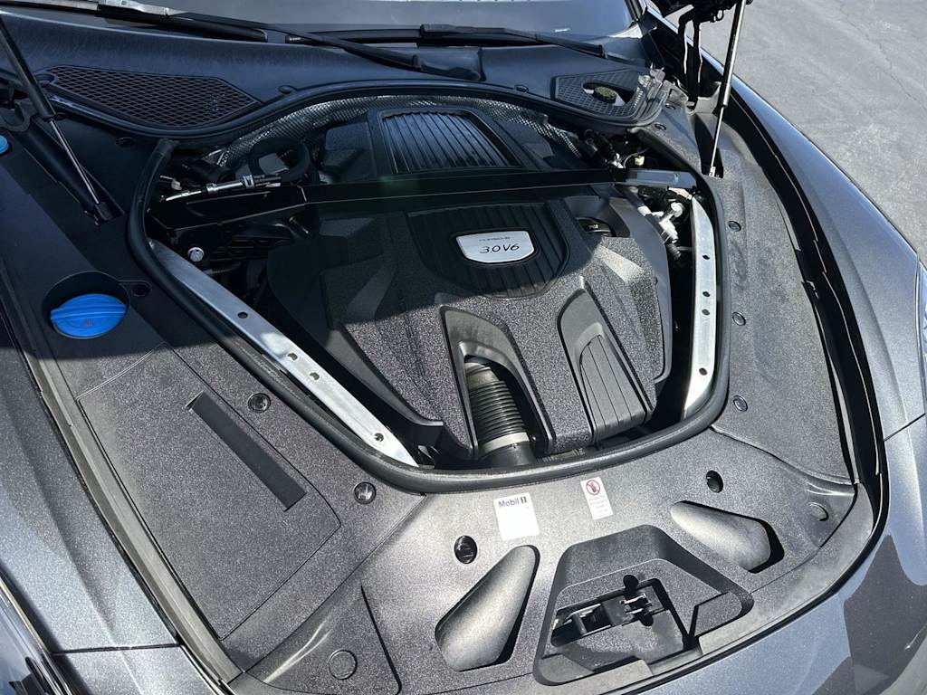 2018 Porsche Panamera 4 9