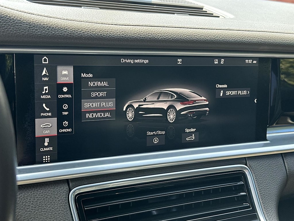 2018 Porsche Panamera 4 29