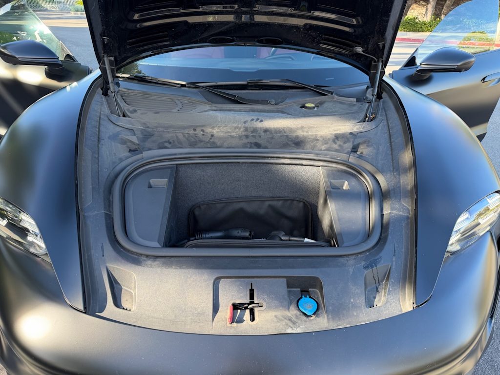 Thumbnail: 2021 Porsche Taycan - 8