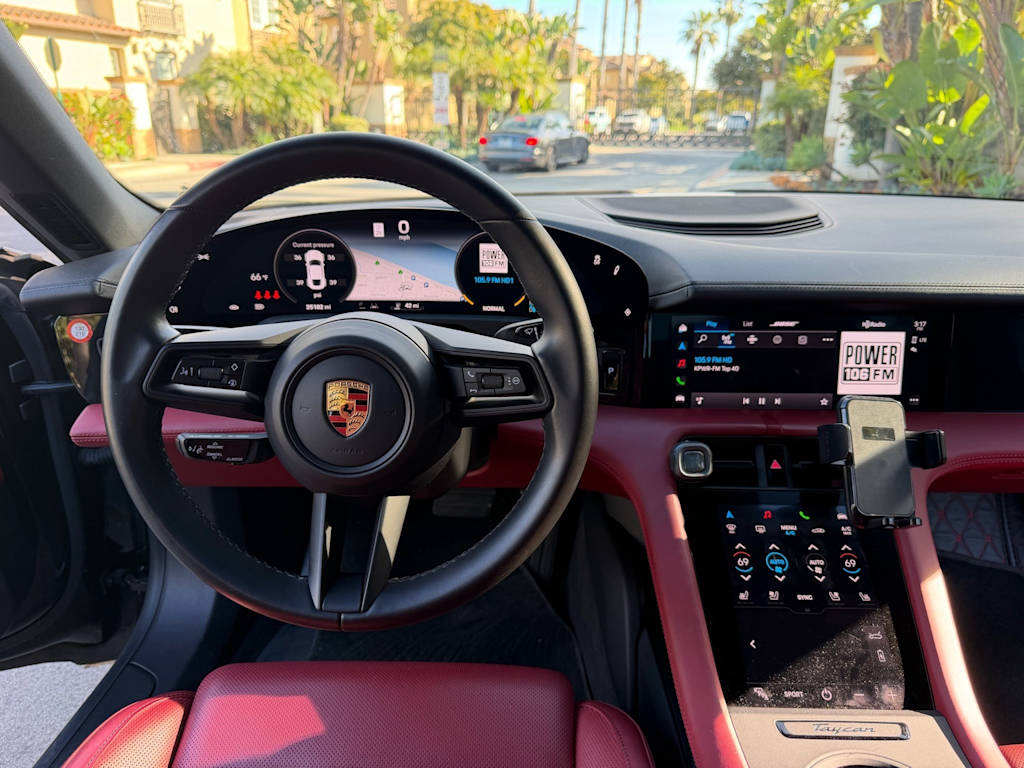 Thumbnail: 2021 Porsche Taycan - 2