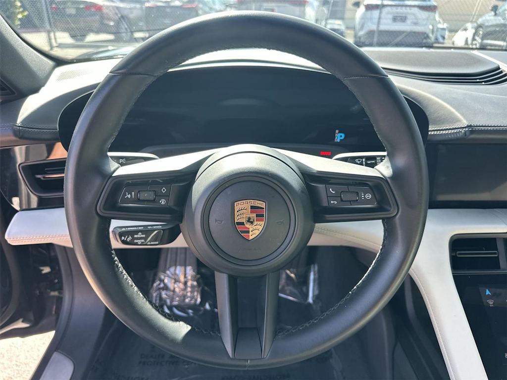 Thumbnail: 2022 Porsche Taycan - 15
