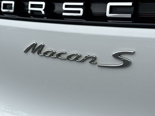 2021 Porsche Macan S 7
