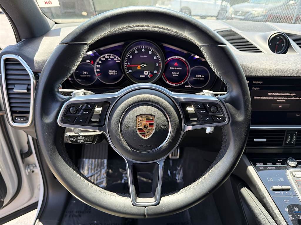 Thumbnail: 2022 Porsche Cayenne - 15