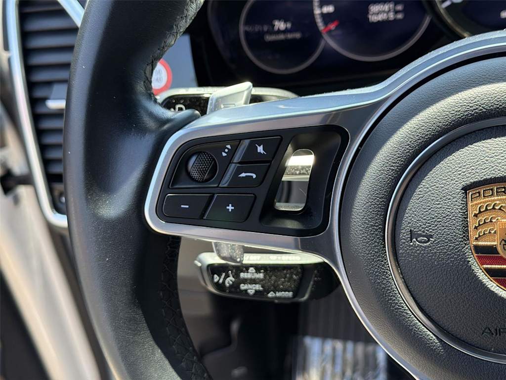 Thumbnail: 2022 Porsche Cayenne - 27