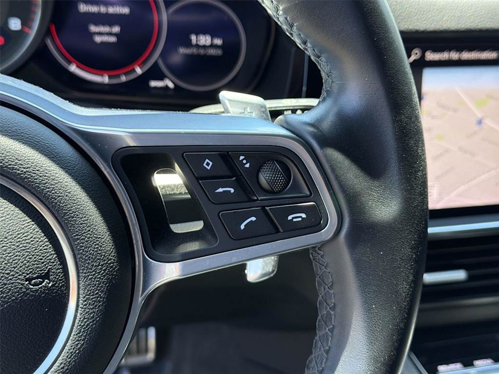 Thumbnail: 2022 Porsche Cayenne - 28