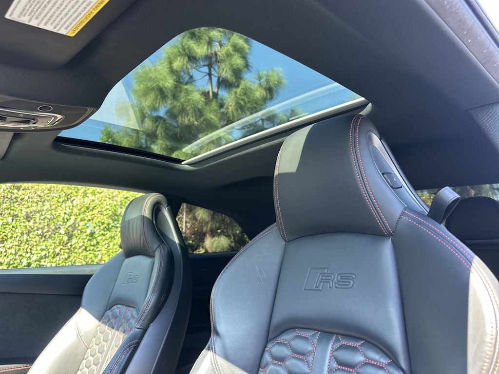 Thumbnail: 2023 Audi RS 5 - 31