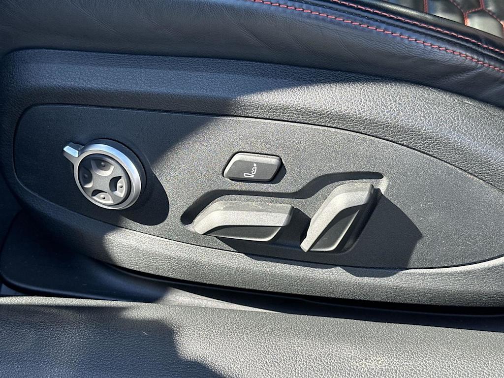 Thumbnail: 2023 Audi RS 5 - 23