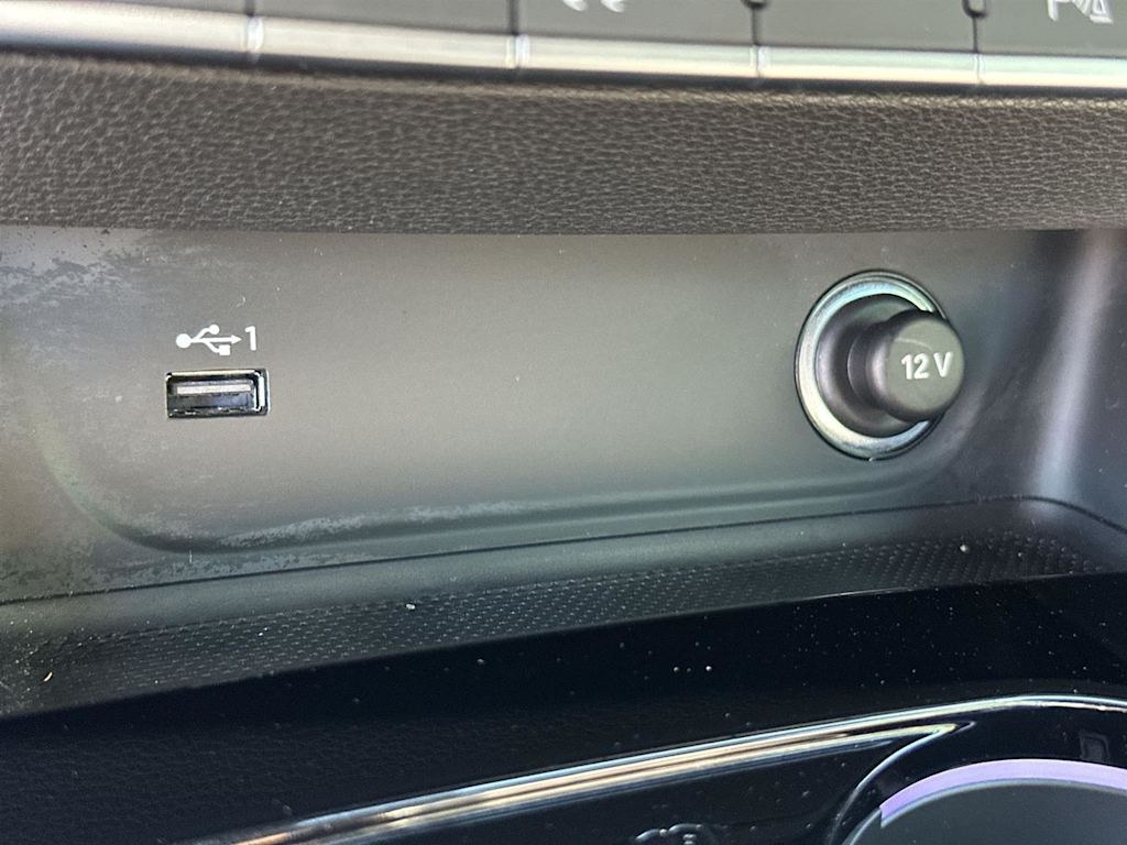 Thumbnail: 2023 Audi RS 5 - 27