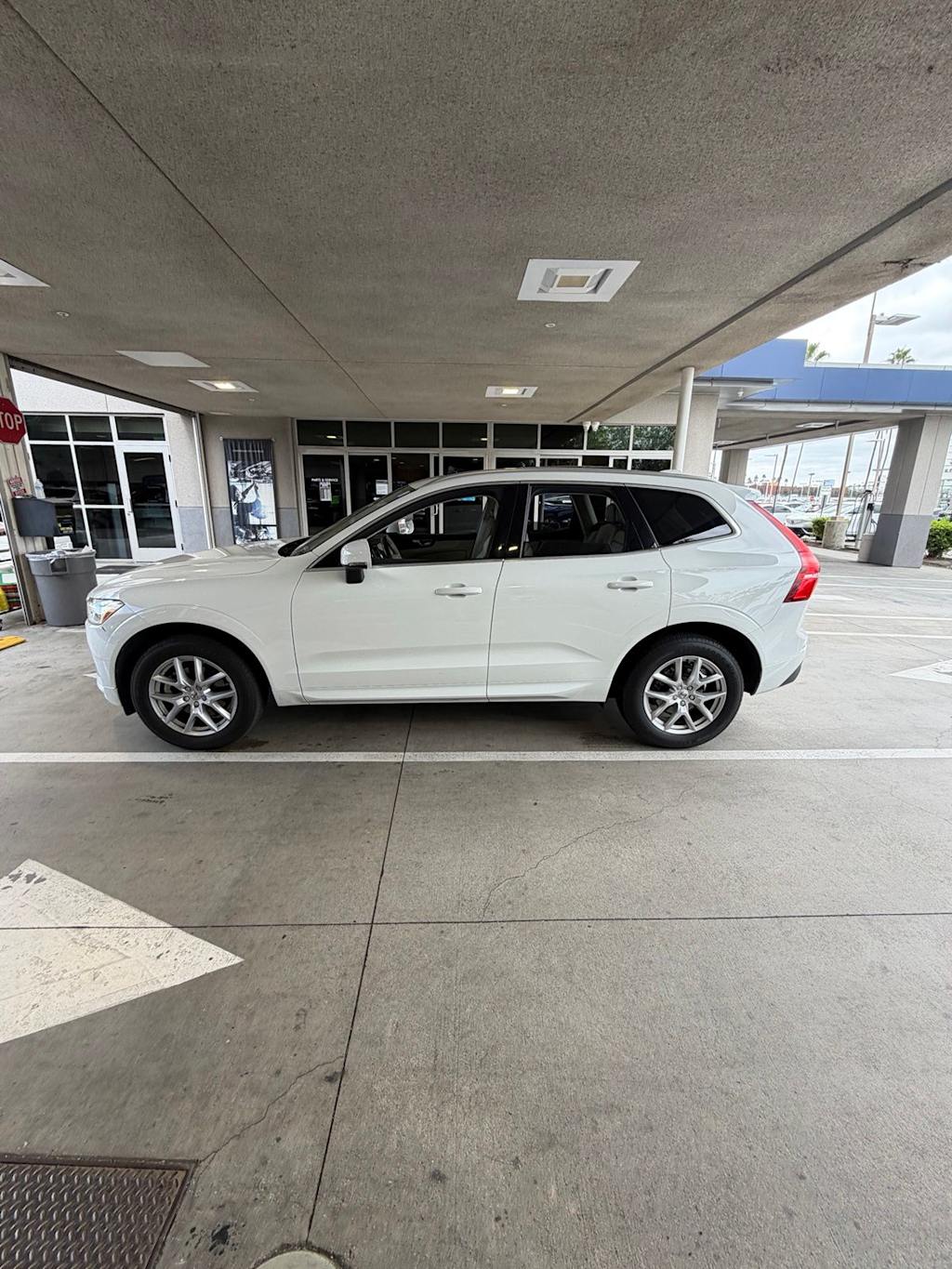 Thumbnail: 2020 Volvo XC60 - 7