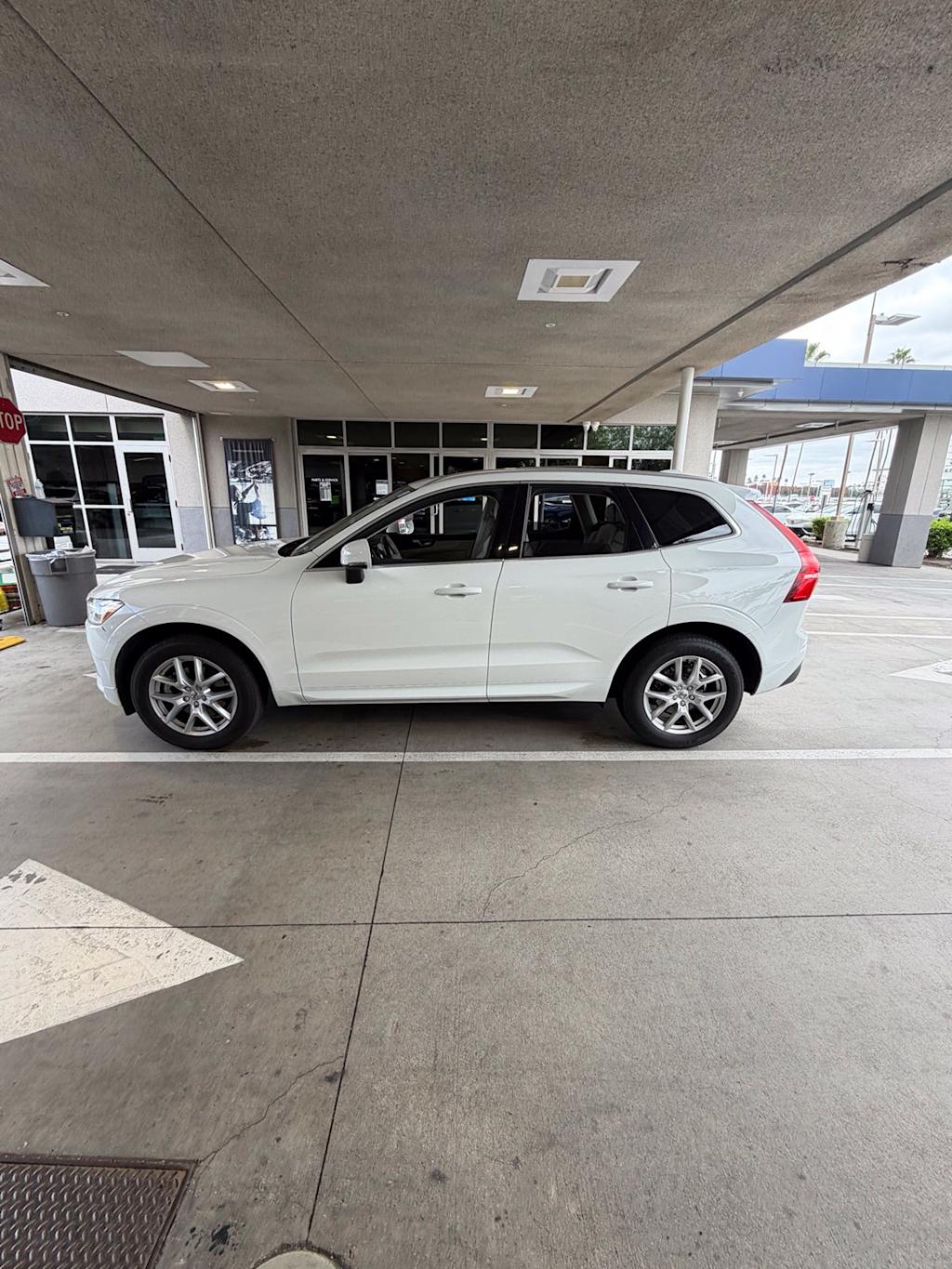 Thumbnail: 2020 Volvo XC60 - 7