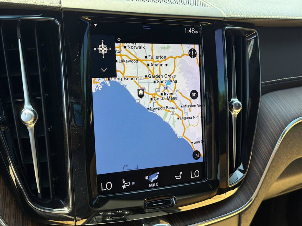 Thumbnail: 2021 Volvo XC60 - 21