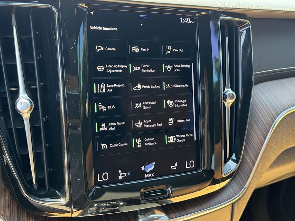 Thumbnail: 2021 Volvo XC60 - 29