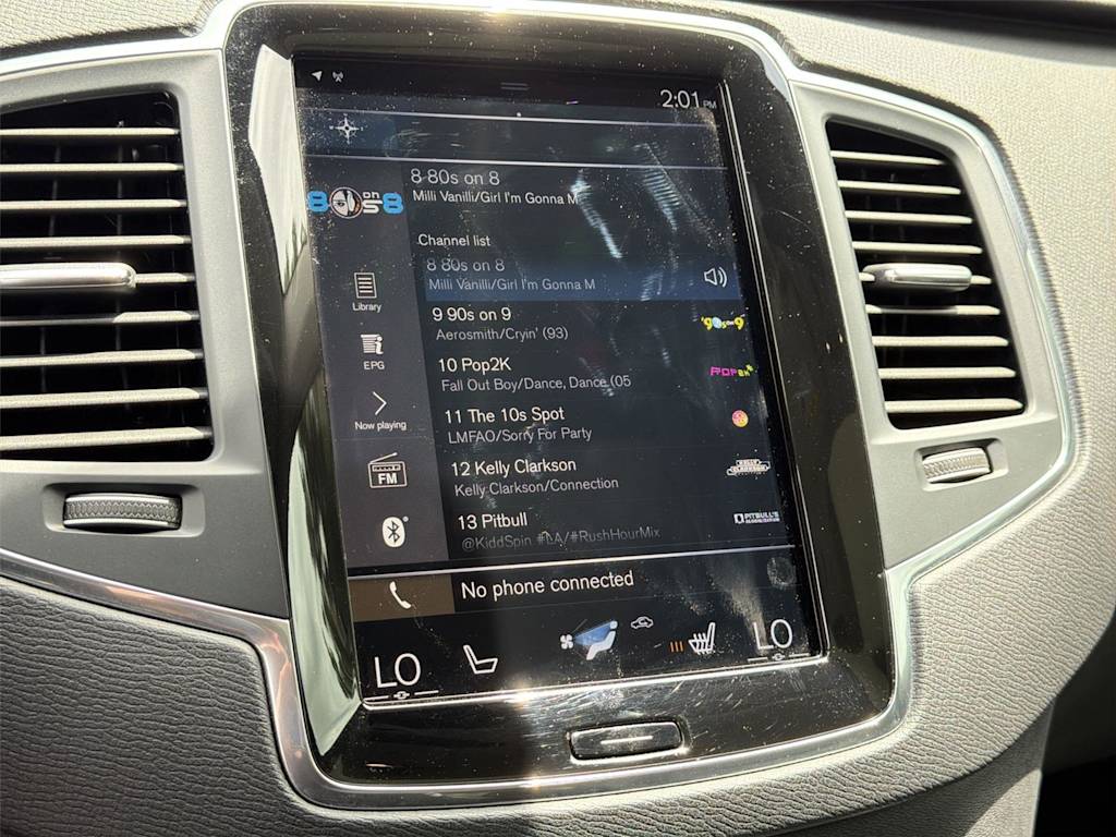 Thumbnail: 2022 Volvo XC90 - 16