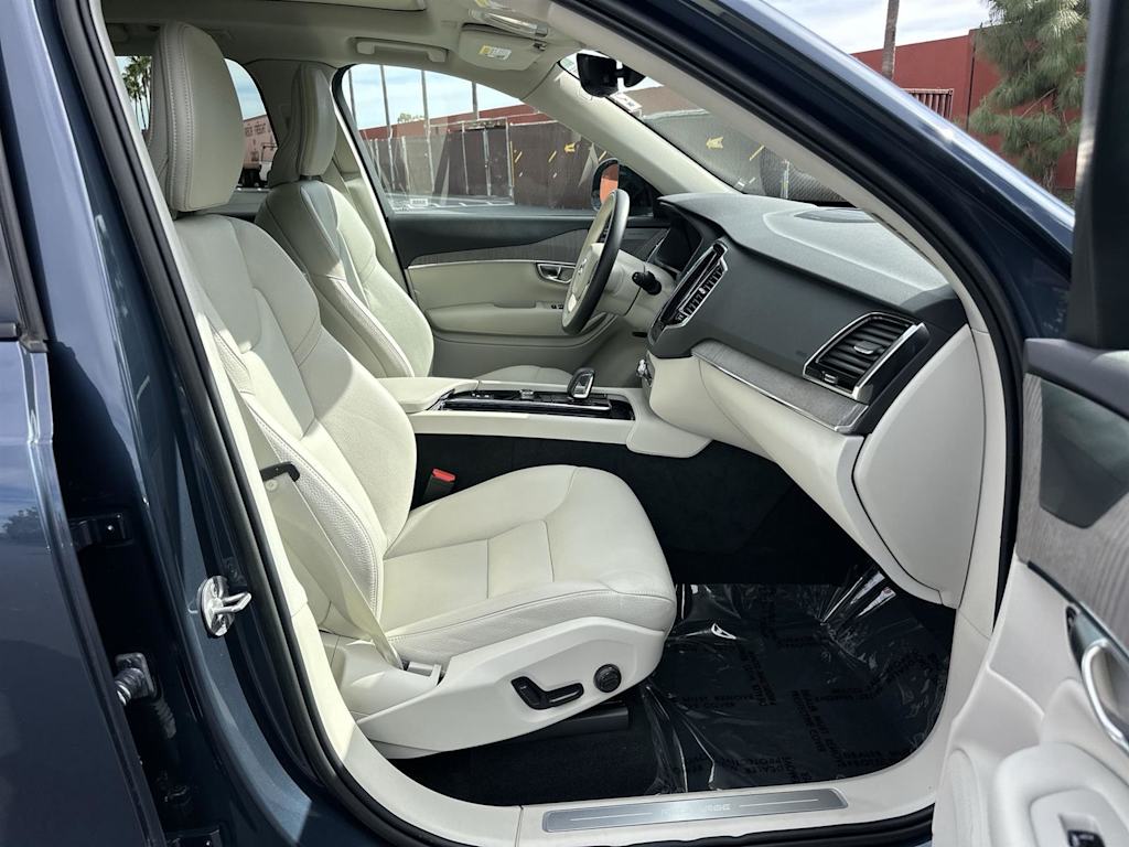 Thumbnail: 2023 Volvo XC90 - 11