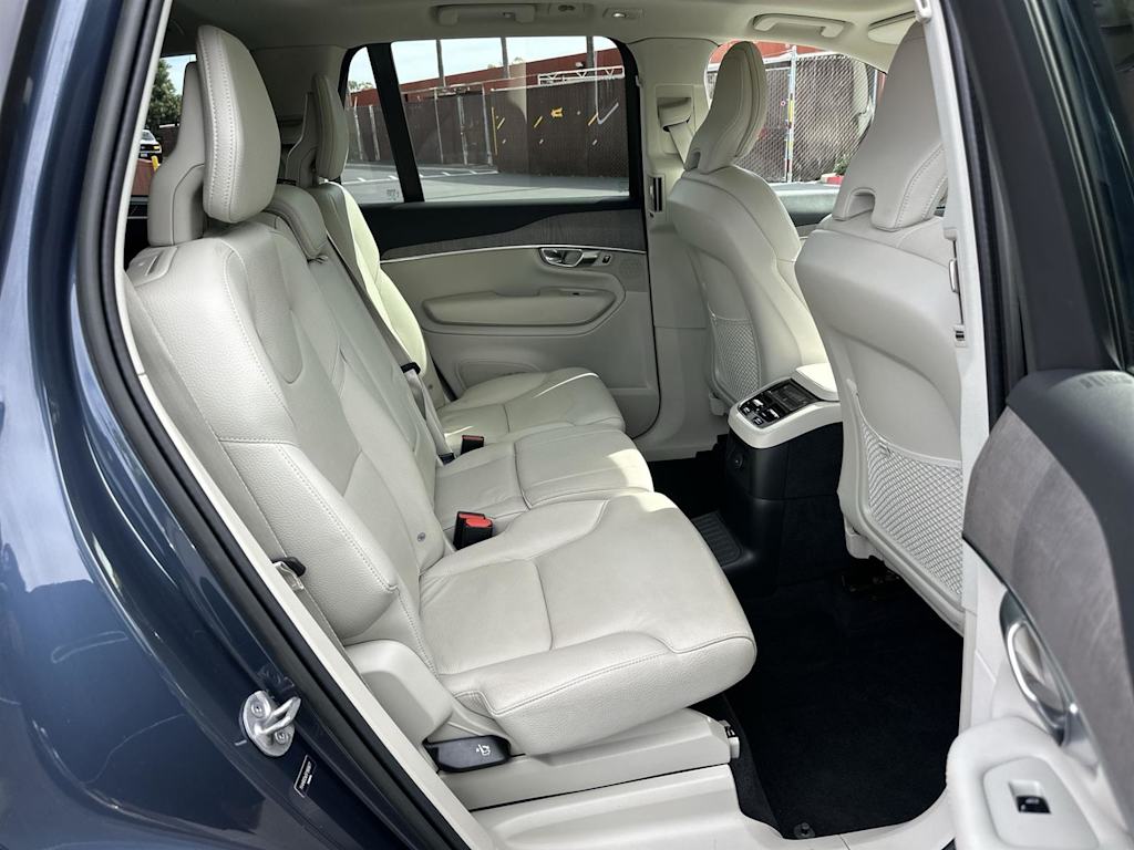 Thumbnail: 2023 Volvo XC90 - 12