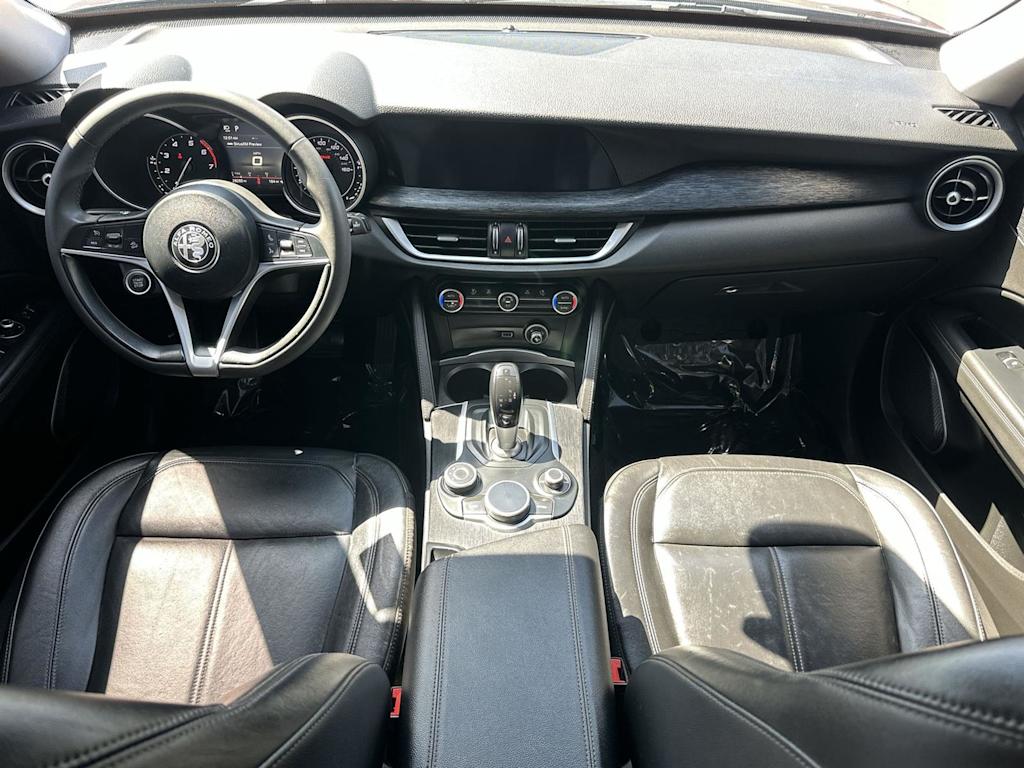Thumbnail: 2019 Alfa Romeo Stelvio - 10