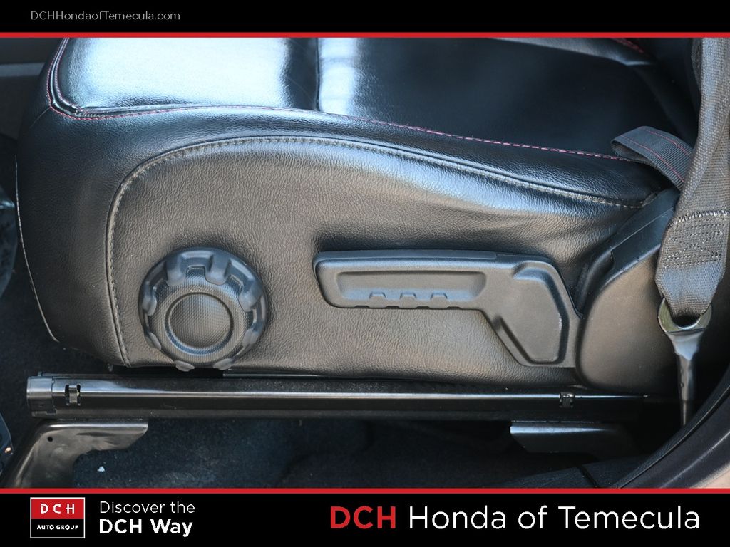 Thumbnail: 2020 Jeep Wrangler - 24