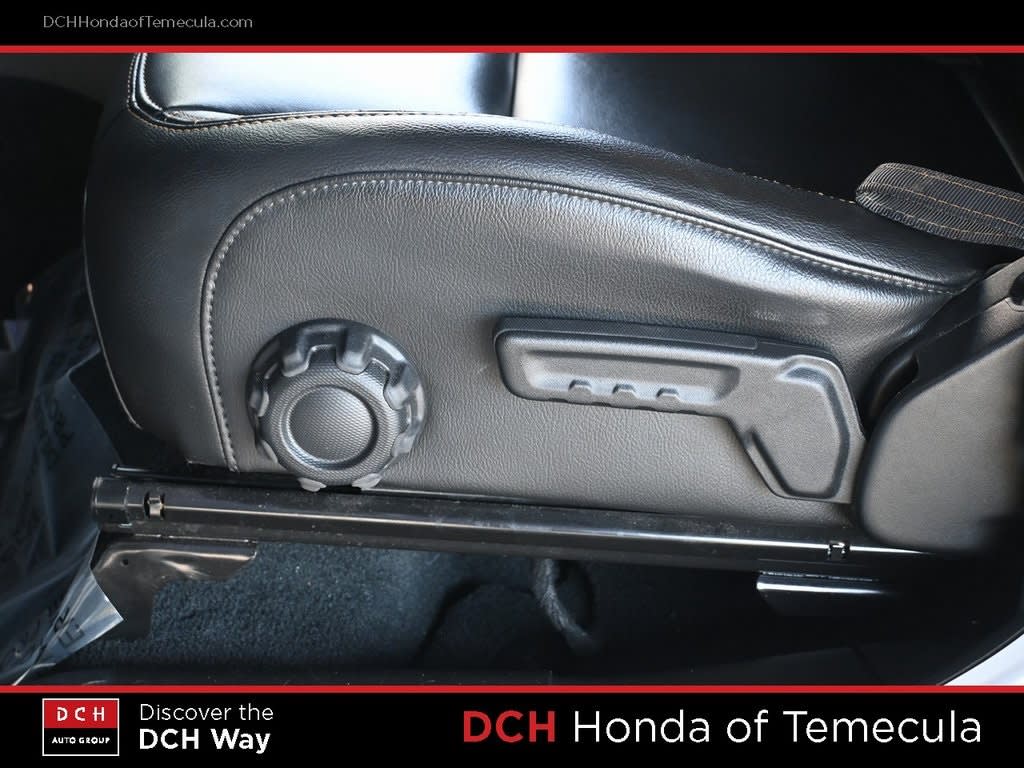 Thumbnail: 2022 Jeep Wrangler - 22