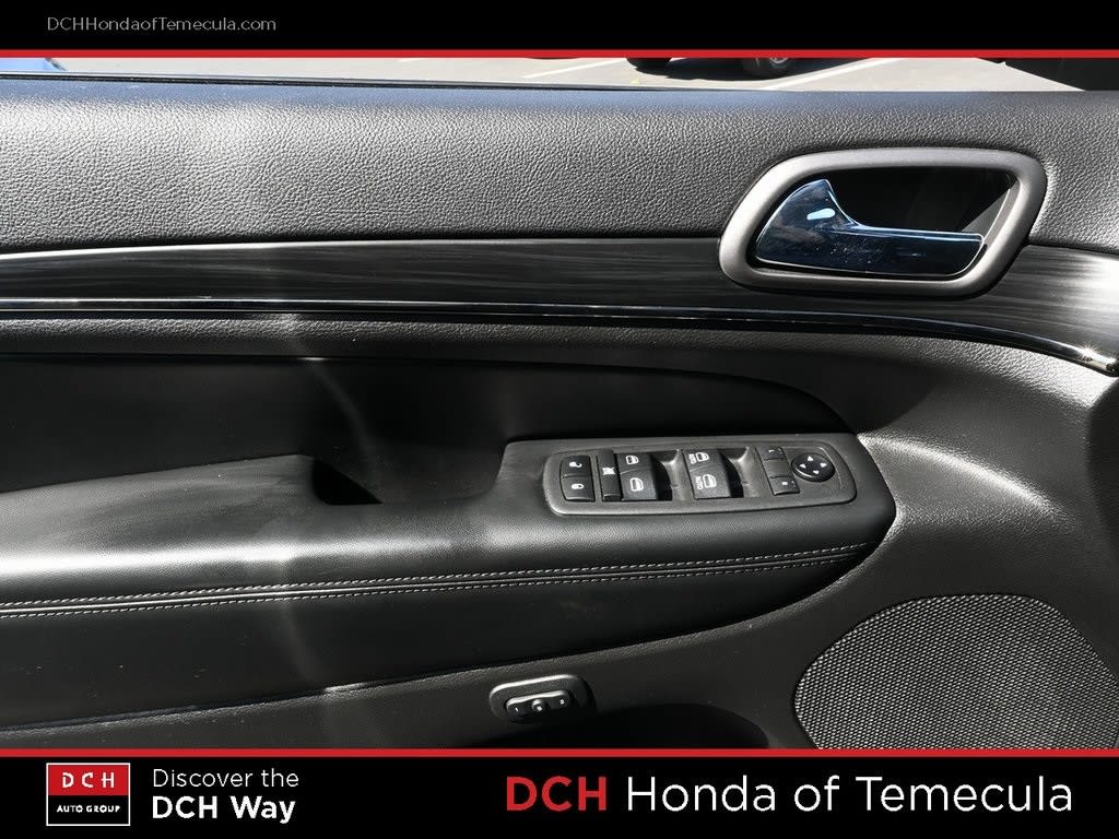 Thumbnail: 2020 Jeep Grand Cherokee - 21