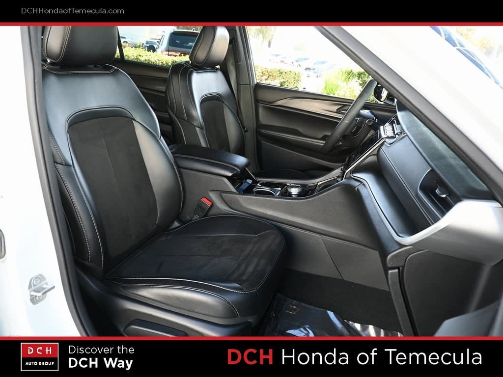 Thumbnail: 2023 Jeep Grand Cherokee L - 10