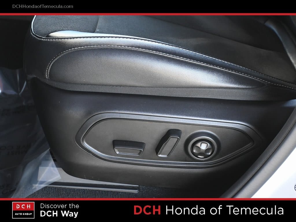 Thumbnail: 2023 Jeep Grand Cherokee L - 21