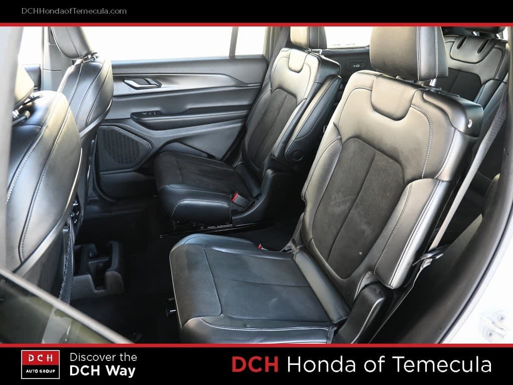 Thumbnail: 2023 Jeep Grand Cherokee L - 11