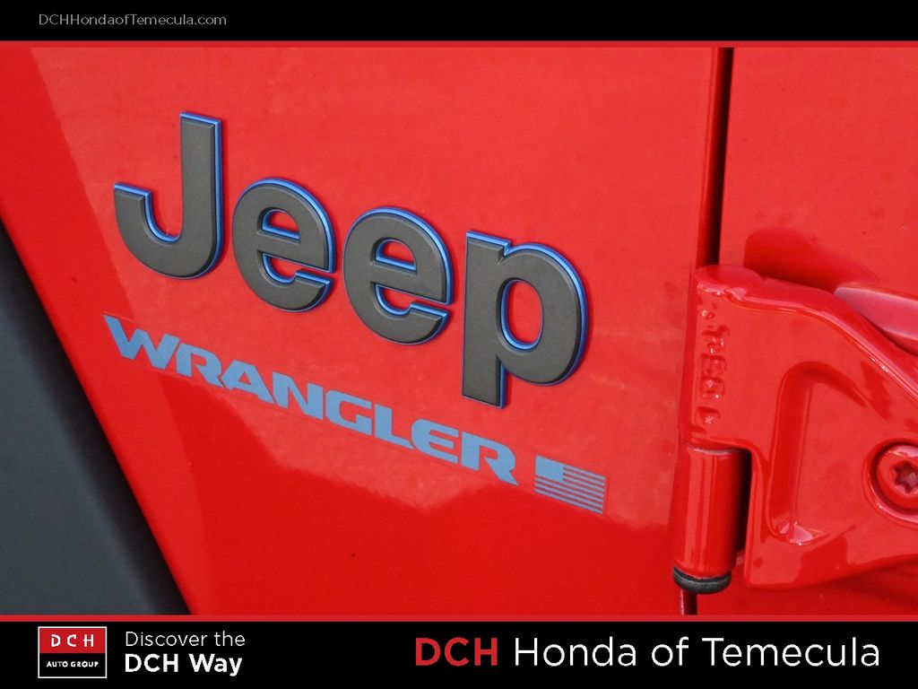 Thumbnail: 2025 Jeep Wrangler - 18