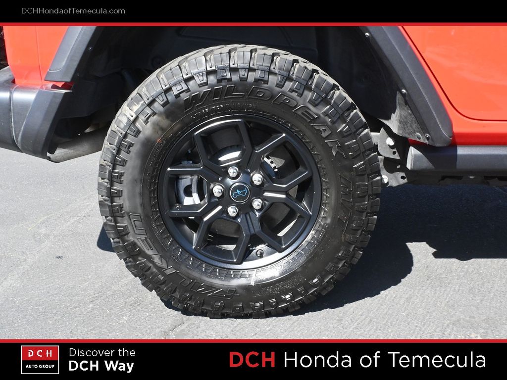 Thumbnail: 2025 Jeep Wrangler - 6