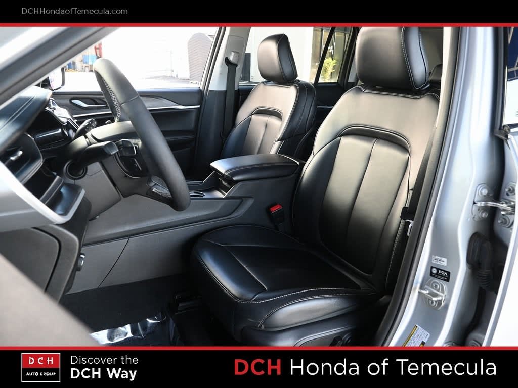 Thumbnail: 2023 Jeep Grand Cherokee - 9