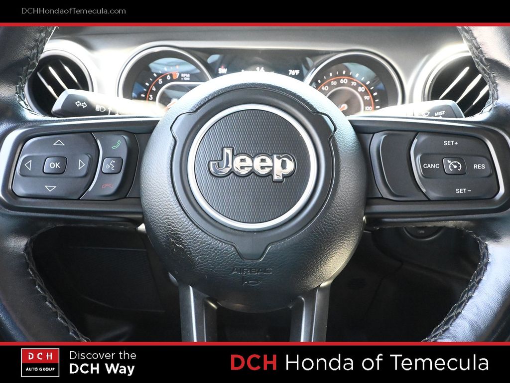 Thumbnail: 2021 Jeep Gladiator - 18