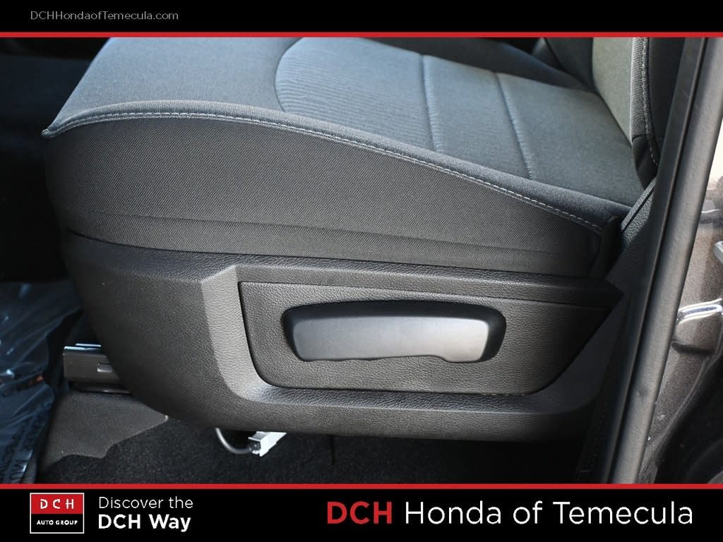 Thumbnail: 2024 RAM 1500 - 23