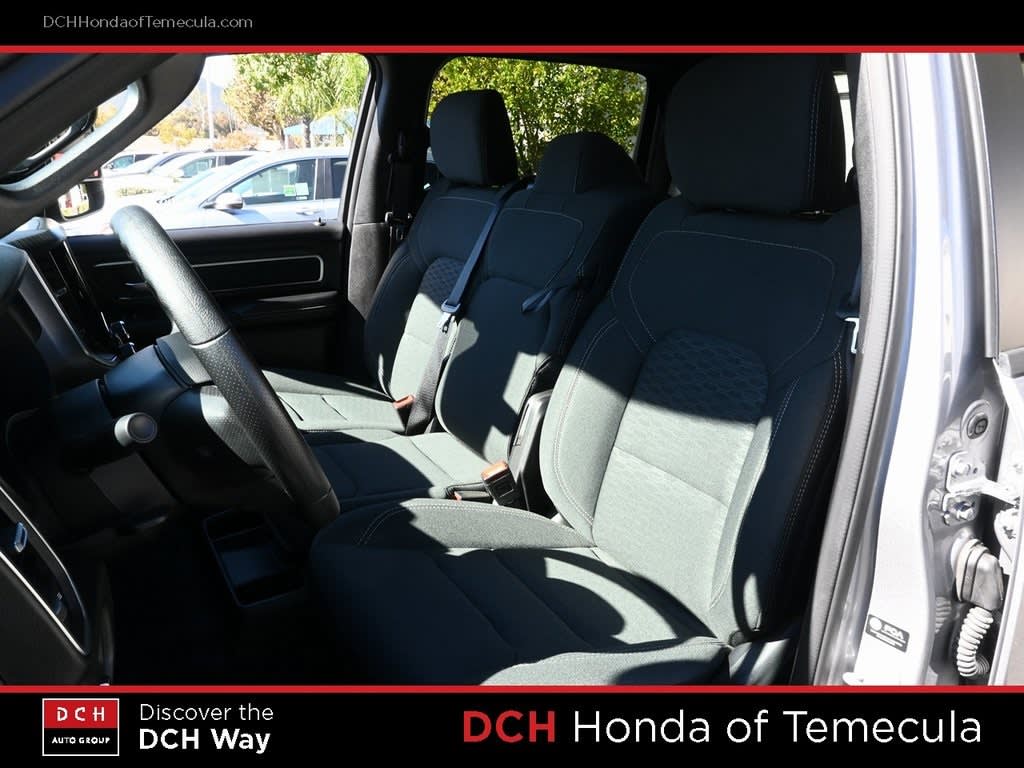 Thumbnail: 2025 RAM 1500 - 8