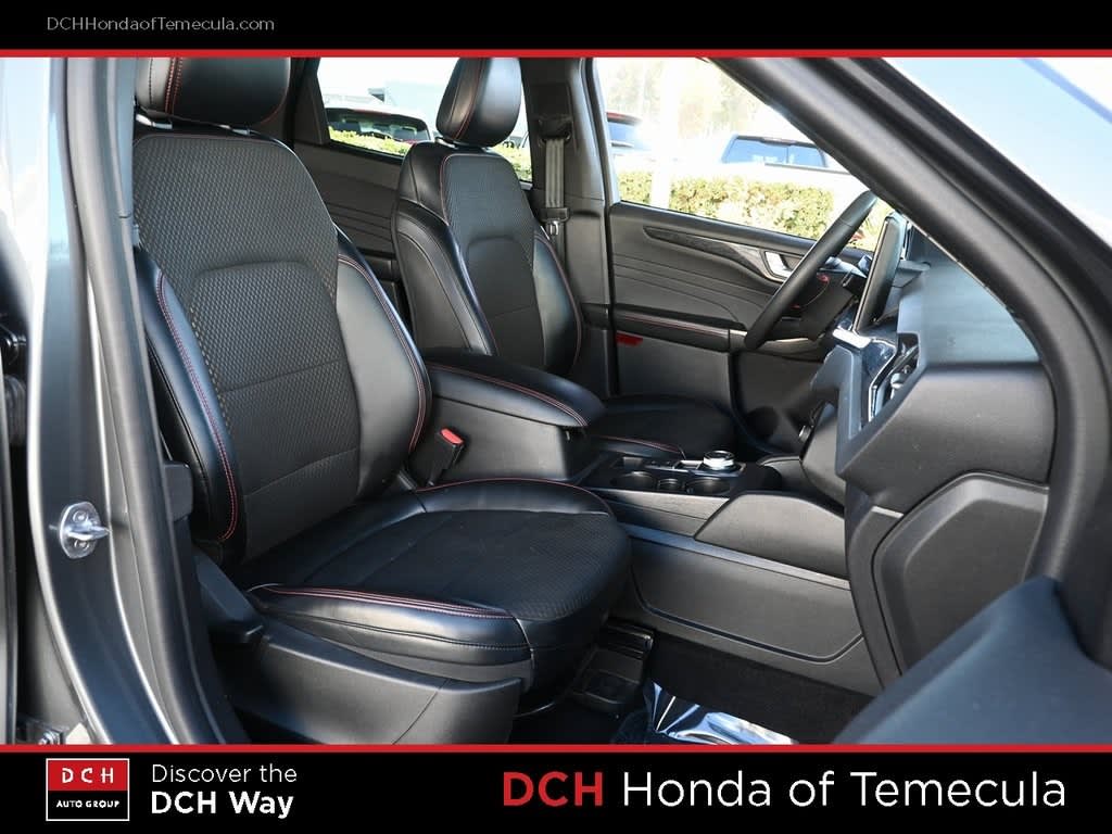 Thumbnail: 2023 Ford Escape - 9