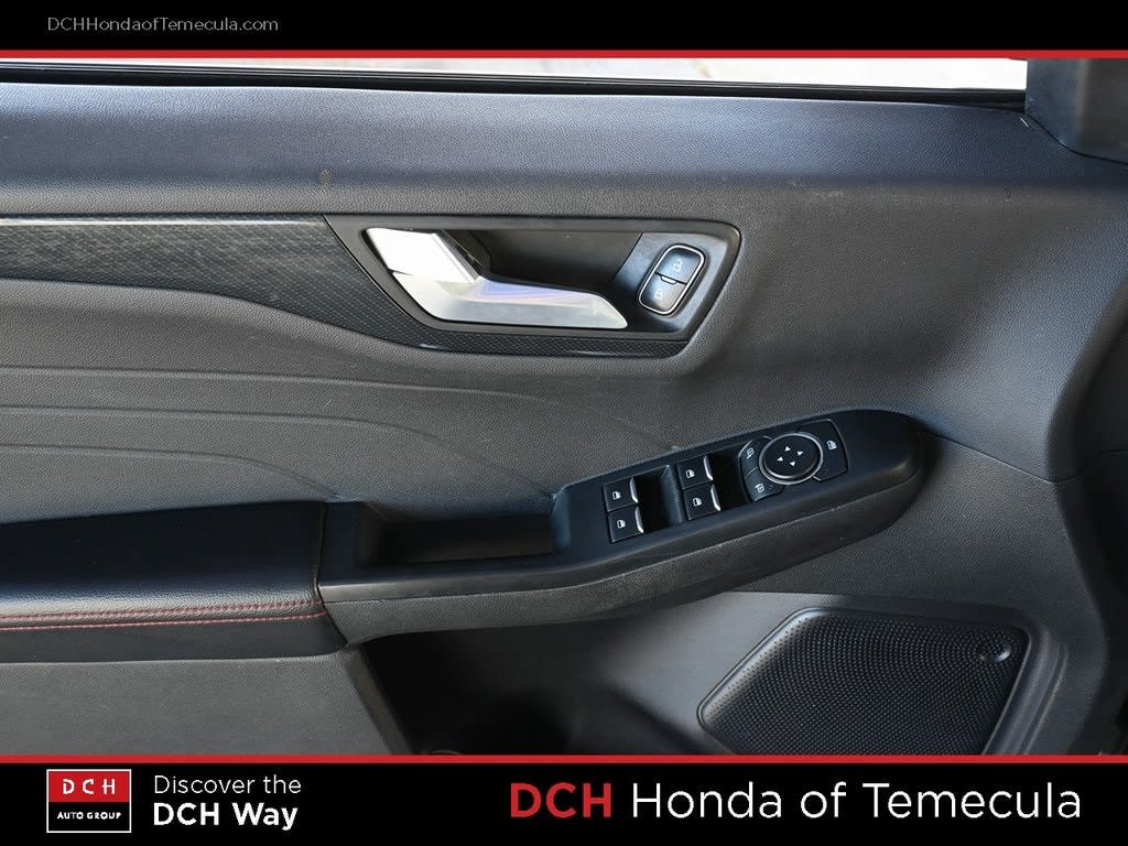 Thumbnail: 2023 Ford Escape - 22