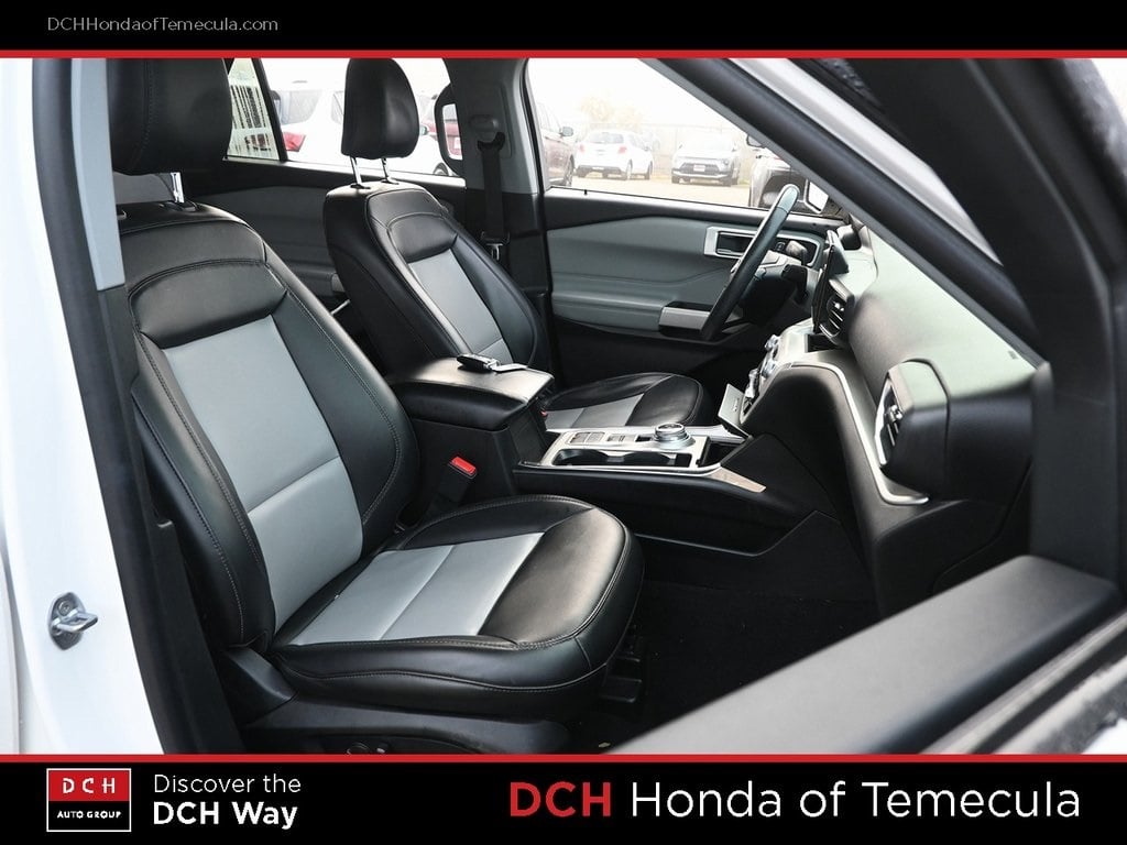 Thumbnail: 2022 Ford Explorer - 9