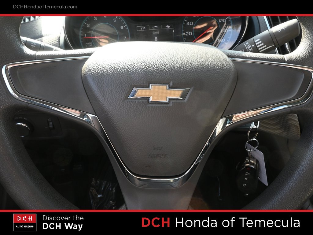 Thumbnail: 2017 Chevrolet Cruze - 19