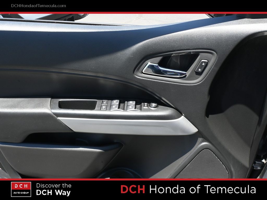 Thumbnail: 2022 Chevrolet Colorado - 22