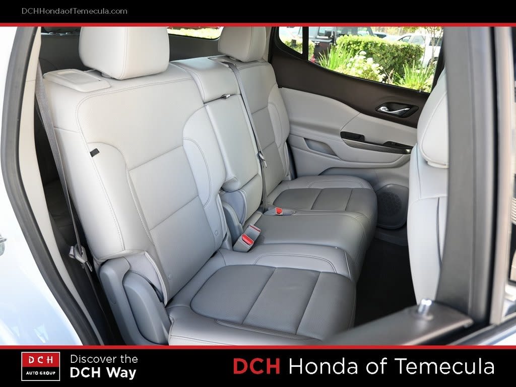 Thumbnail: 2023 GMC Acadia - 25