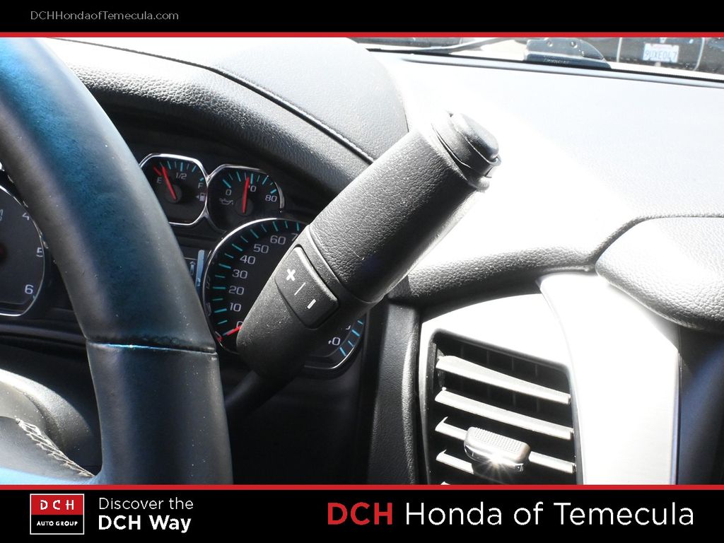 Thumbnail: 2017 GMC Yukon - 9